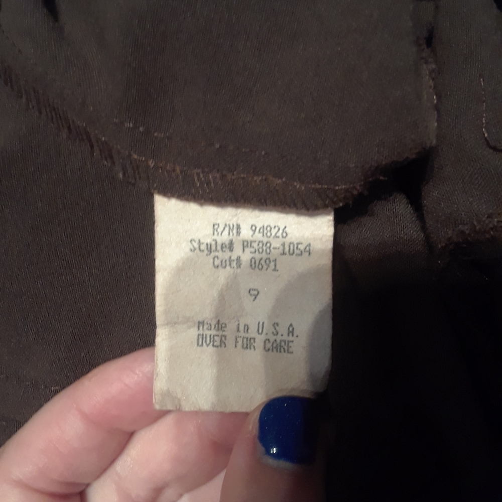 Tempted Brown Short Dress Pants - Picture 3 of 5